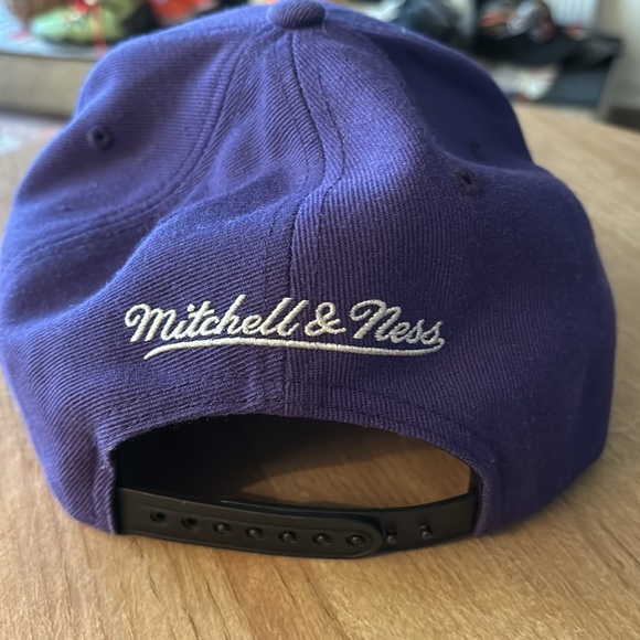 Toronto Raptors cap - Picture 3 of 5